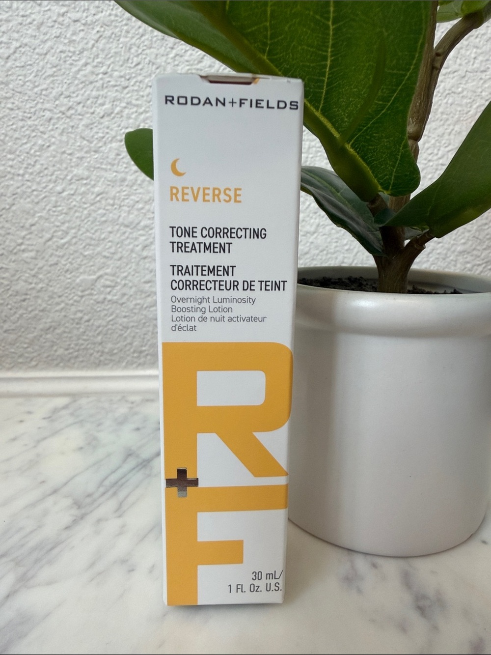 NWT Rodan+Fields REVERSE Tone Correcting Treatment